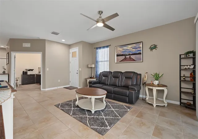 5th image of 33067 Windelstraw Dr, Wesley Chapel, FL 33545 | MLS# TB8539875
