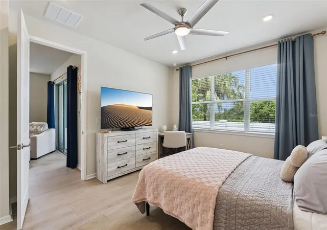 Photo 3 of Multi family home for sale at 15819 Gem View St, Winter Garden, FL 34787 | MLS# O6434476 | Listing updated on 2026-08-31