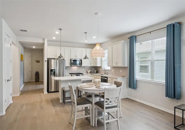 Photo 4 of Multi family home for sale at 15819 Gem View St, Winter Garden, FL 34787 | MLS# O6434476 | Listing updated on 2026-08-31
