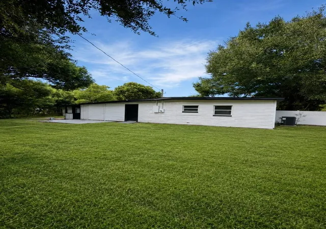 16th image of 101 Club Rd, Sanford, FL 32771 | MLS# O6434478