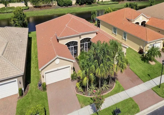 Photo 2 of House for sale at 4874 Marble Springs Cir, Wimauma, FL 33598 | MLS# TB8539888 | Listing updated on 2026-10-21