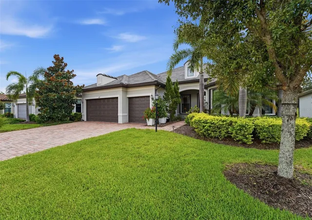 Photo 3 of Single family home for sale at 6839 Chester Trl, Bradenton, FL 34202 | MLS# A4703306 | Listing updated on 2026-10-04