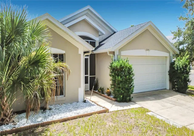 2nd image of 2244 Mallory Cir, Haines City, FL 33844 | MLS# O6434492