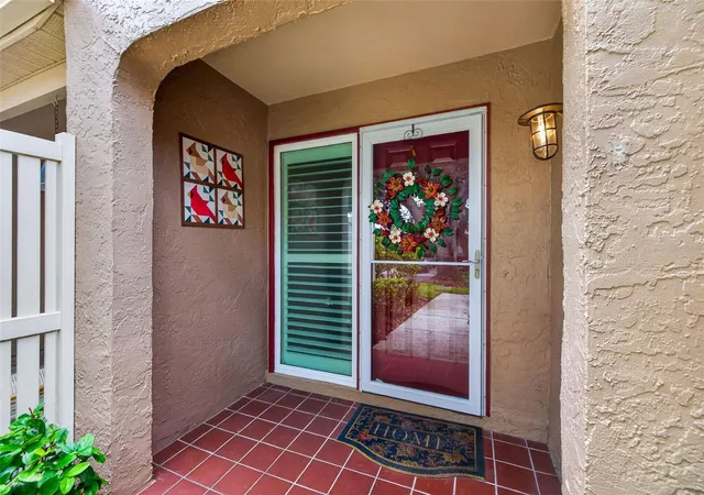 3rd image of 495 St Tropez Cir Ne, St Petersburg, FL 33703 | MLS# TB8539909
