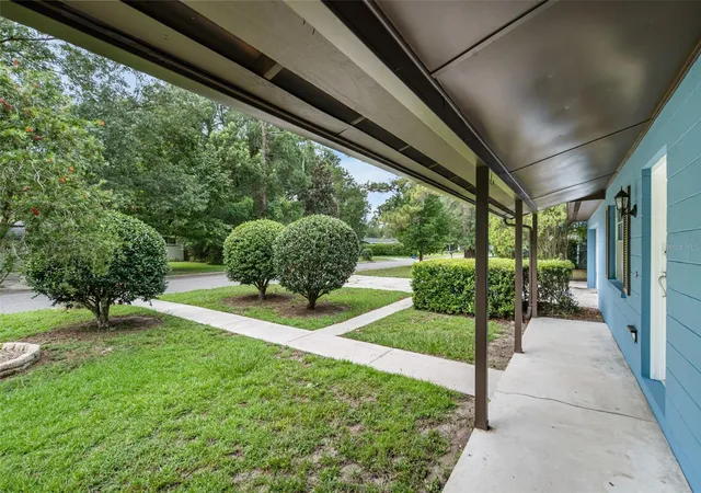2nd image of 2138 Nw 28th Pl, Gainesville, FL 32605 | MLS# GC542830