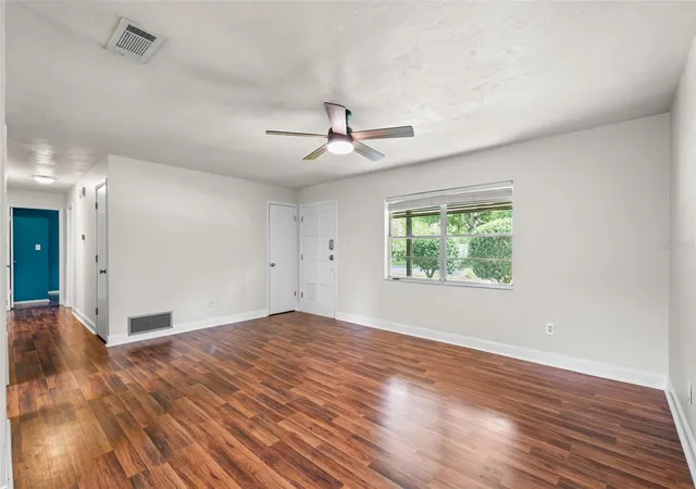 4th image of 2138 Nw 28Th Pl, Gainesville, FL 32605 | MLS# GC542830