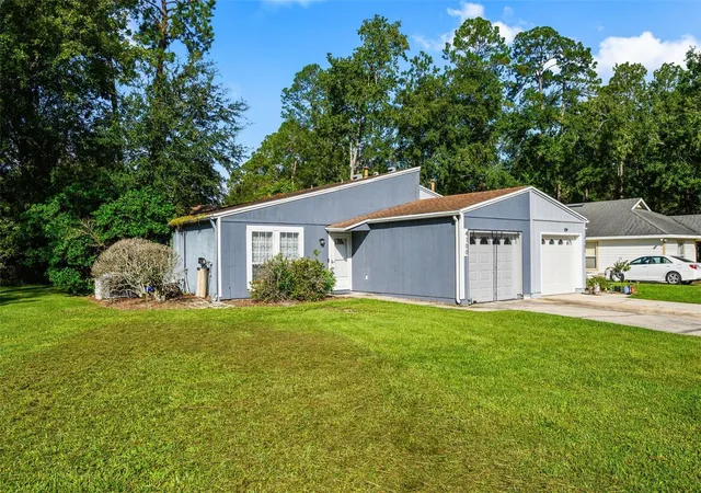 Photo 2 of Single family home for sale at 4100 Ne 17th Terrace, Gainesville, FL 32609 | MLS# GC542831 | Listing updated on 2026-09-22
