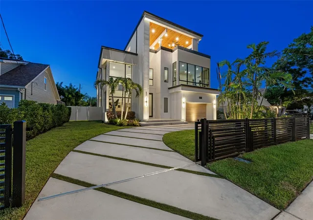 3rd image of 4109 W Watrous Ave, Tampa, FL 33629 | MLS# TB8539930