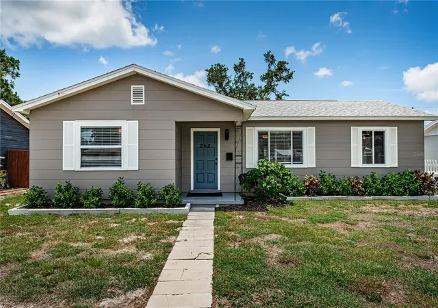1st image of 262 40 Ave Ne, St Petersburg, FL 33703 | MLS# TB8539944