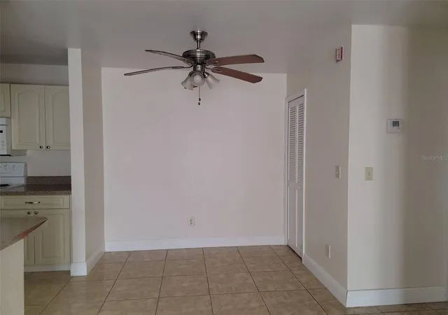 3rd image of 2550 N Alafaya Trl #2103, Orlando, FL 32826 | MLS# O6434553