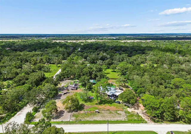 Photo 4 of Manufactured home for sale at 18020 Rigsby Rd, Spring Hill, FL 34610 | MLS# TB8539971 | Listing updated on 2026-09-13