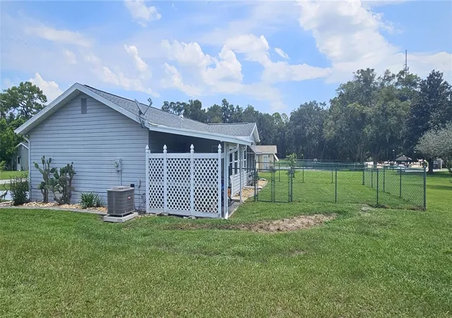 Photo 3 of Single family home for sale at 8142 SW 106th Street, Ocala, FL 34481 | MLS# OM730639 | Listing updated on 2026-09-23