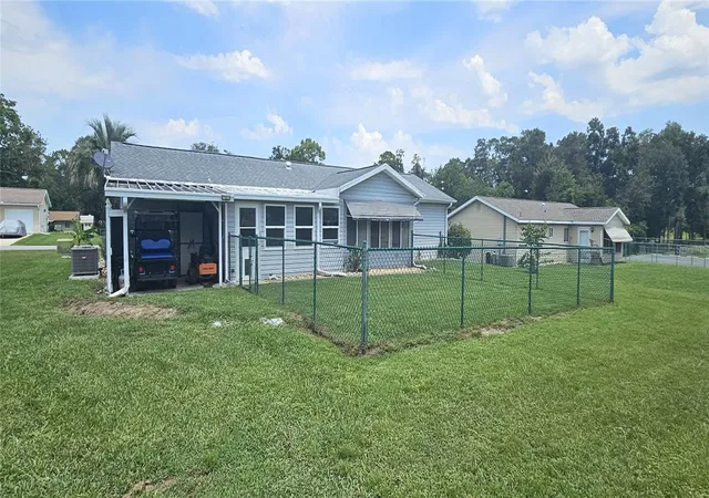 Photo 4 of Single family home for sale at 8142 SW 106th Street, Ocala, FL 34481 | MLS# OM730639 | Listing updated on 2026-09-23
