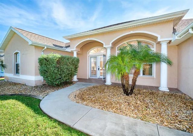 Photo 2 of Single family home for sale at 42 Broadmoor Ln, Rotonda West, FL 33947 | MLS# D6148460 | Listing updated on 2026-09-19