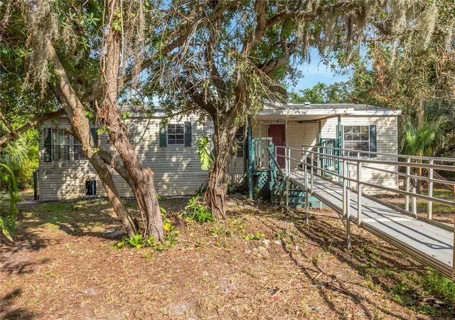 Manufactured home for sale at 11620 E Bay Rd, GIBSONTON, FL 33534 | MLS# TB8539988