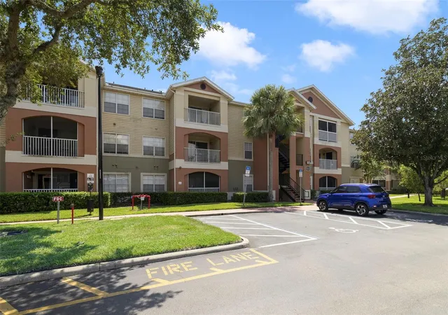 Photo 1 of Sale Pending at 1939 Summer Clb Dr #111, Oviedo, FL 32765 | MLS# O6434574 | Listing updated on 2026-09-01