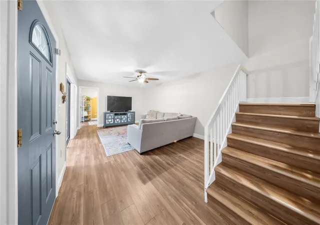 4th image of 680 1St Ct, Palm Harbor, FL 34684 | MLS# TB8540018