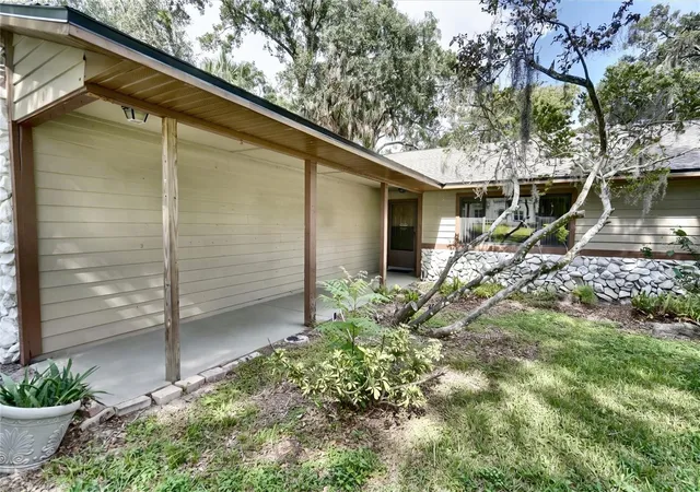 Photo 3 of Single family home for sale at 101 N Elliott Ave, Sanford, FL 32771 | MLS# O6434589 | Listing updated on 2026-10-02