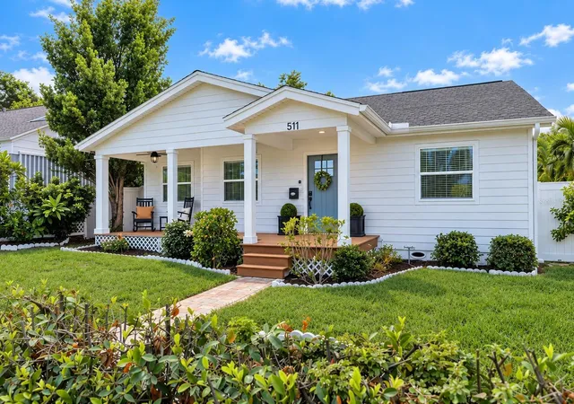 Photo 1 of Single family home for sale at 511 25th Avenue N, Saint Petersburg, FL 33704 | MLS# TB8540033 | Listing updated on 2026-09-20