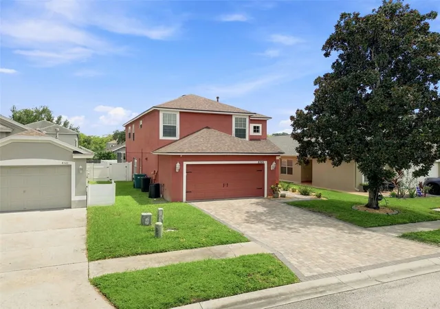 Photo 3 of Single family home for sale at 8325 Night Owl Ct, New Port Richey, FL 34655 | MLS# TB8540048 | Listing updated on 2026-08-21