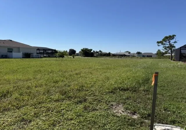 Photo 1 of Land for sale at 25 Pinehurst Ct, Rotonda West, FL 33947 | MLS# N6145404 | Listing updated on 2026-10-19