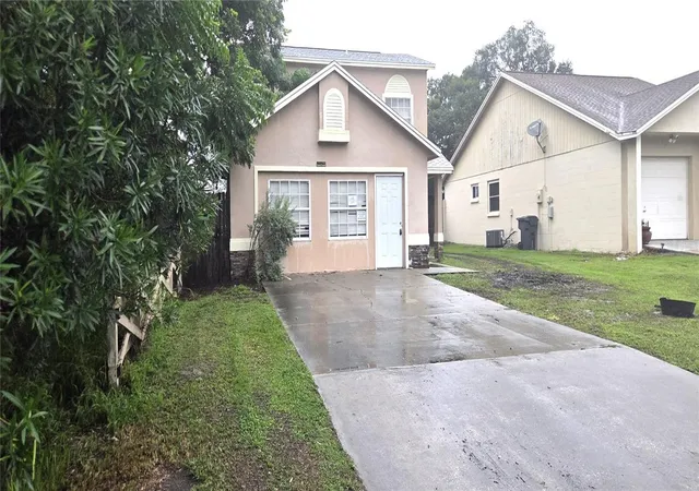 2nd image of 749 Schoolhouse Rd, Lakeland, FL 33813 | MLS# L4964388