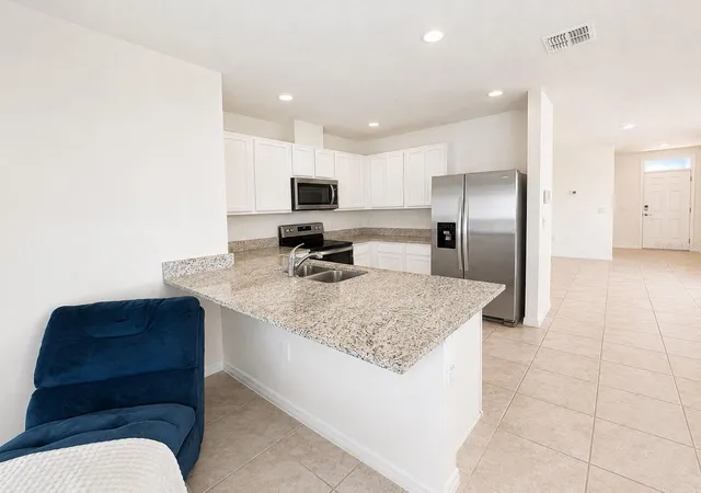 Photo 3 of Single family home for sale at 3648 Sungrove Cir, Sanford, FL 32771 | MLS# B4902339 | Listing updated on 2026-09-24