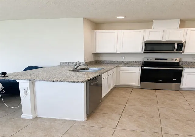 Photo 3 of Single family home for sale at 3648 Sungrove Cir, Sanford, FL 32771 | MLS# B4902339 | Listing updated on 2026-09-24