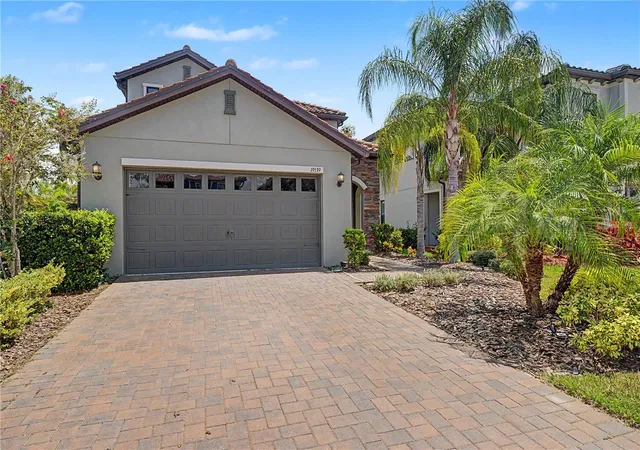 2nd image of 19539 Roseate Dr, Lutz, FL 33558 | MLS# TB8540064