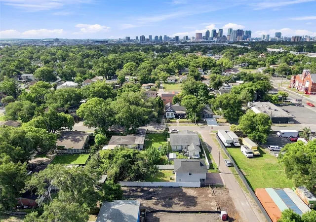 13th image of 3407 N 9th St, Tampa, FL 33605 | MLS# TB8540068