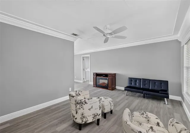 Photo 3 of Single family home for sale at 1233 Padgett Cir, Lady Lake, FL 32159 | MLS# G5116612 | Listing updated on 2026-10-08