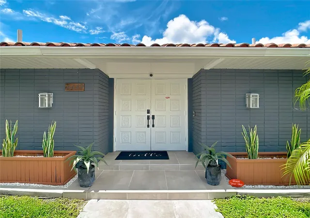 4th image of 4449 Crews Ct, Port Charlotte, FL 33952 | MLS# D6148464