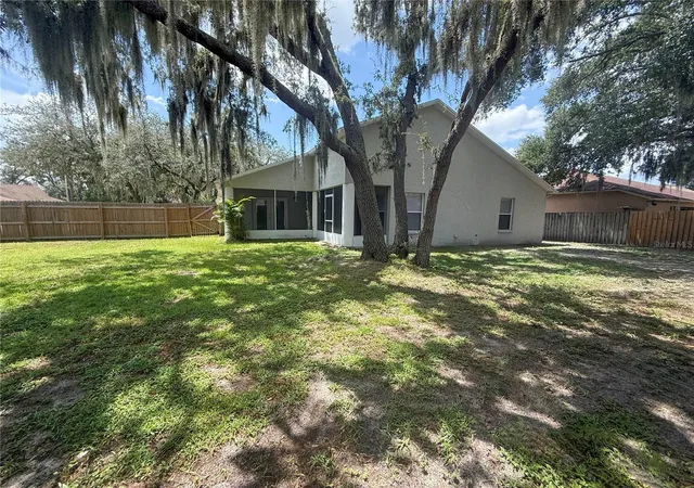 18th image of 1430 Monte Lake Dr, Valrico, FL 33596 | MLS# TB8540080