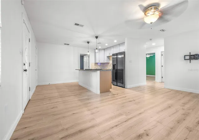 3rd image of 729 88Th Ave N, St Petersburg, FL 33702 | MLS# TB8540095