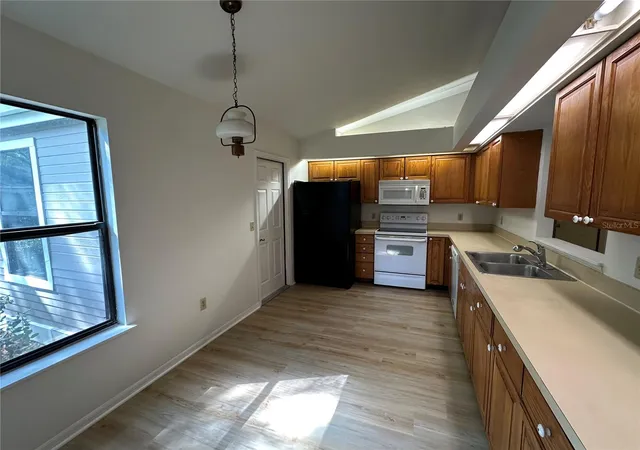 Photo 4 of Single family home for sale at 7720 Sw 47Th Ln, Gainesville, FL 32608 | MLS# GC542842 | Listing updated on 2026-10-22
