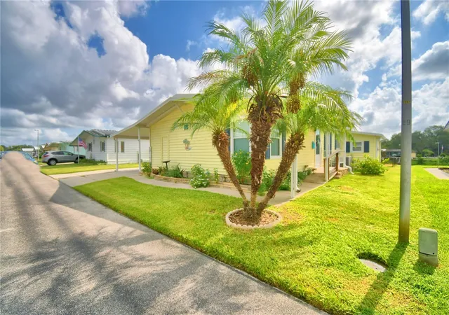 Photo 2 of Manufactured home for sale at 2055 S Floral Ave #119, Bartow, FL 33830 | MLS# TB8540119 | Listing updated on 2026-10-29