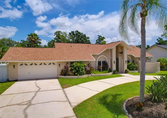 3rd image of 80 Foxfire Ln, Oldsmar, FL 34677 | MLS# TB8540121