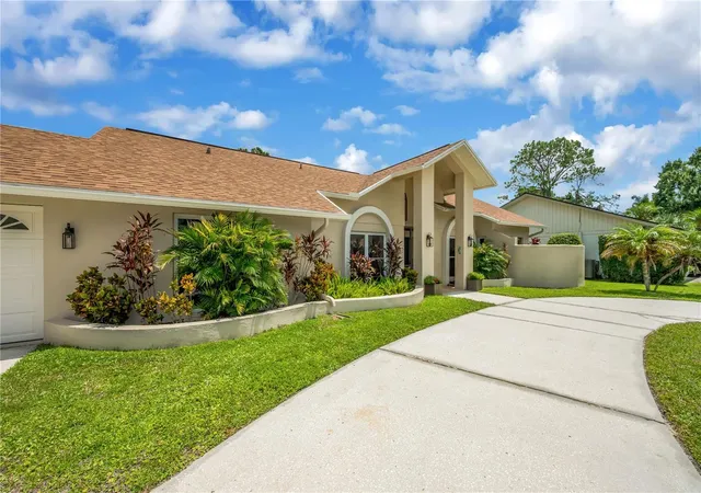 5th image of 80 Foxfire Ln, Oldsmar, FL 34677 | MLS# TB8540121