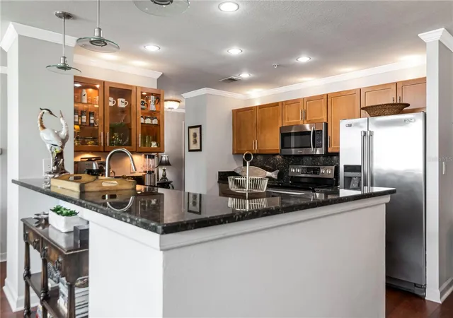 3rd image of 345 Bayshore Blvd, Tampa, FL 33606