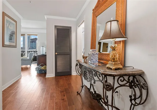 Photo 3 of Condo for sale at 345 Bayshore Blvd #808, Tampa, FL 33606 | MLS# TB8540134 | Listing updated on 2026-10-01