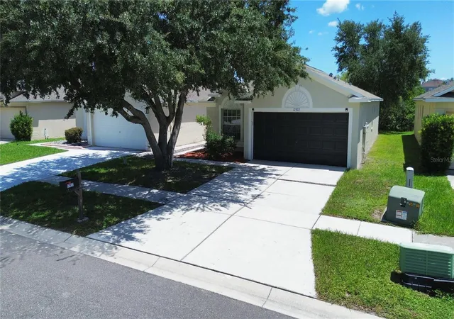 2nd image of 12922 Fieldmoor Ct, Riverview, FL 33579 | MLS# TB8540146