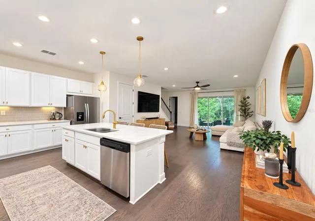 Photo 2 of Townhouse for sale at 17874 Althea Blue Pl, Lutz, FL 33558 | MLS# W7888705 | Listing updated on 2026-09-18
