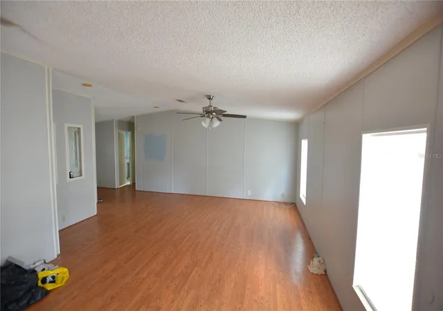 4th image of 5192 75Th St N, St Petersburg, FL 33709 | MLS# L4964395