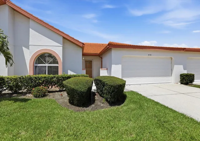 Photo 2 of Single family home for sale at 4112 Vallarta Ct #3041, Sarasota, FL 34233 | MLS# A4703375 | Listing updated on 2026-10-01