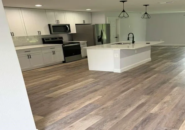 Photo 3 of Single family home for sale at 843 W Gage Ln, Dunnellon, FL 34434 | MLS# O6434690 | Listing updated on 2026-10-02