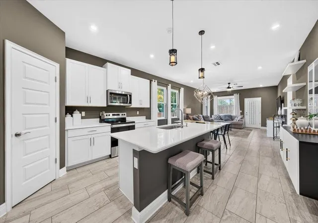 Photo 2 of Single family home for sale at 1821 27th Street S, Saint Petersburg, FL 33712 | MLS# TB8540166 | Listing updated on 2026-10-07