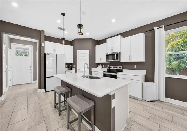 Photo 3 of Single family home for sale at 1821 27th Street S, Saint Petersburg, FL 33712 | MLS# TB8540166 | Listing updated on 2026-10-07