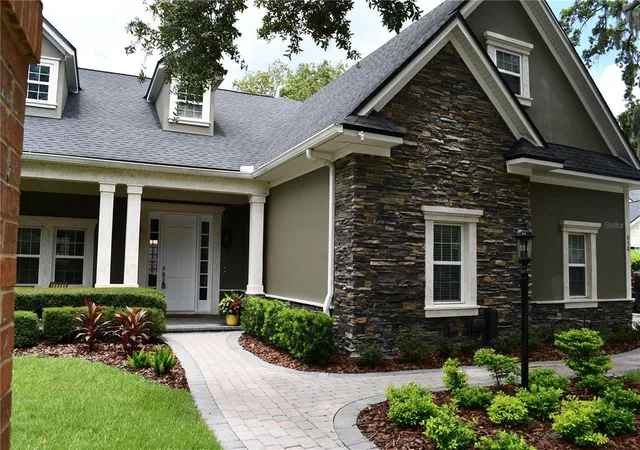 Photo 2 of Single family home for sale at 450 Harbour Iss, Longwood, FL 32750 | MLS# O6434694 | Listing updated on 2026-09-25