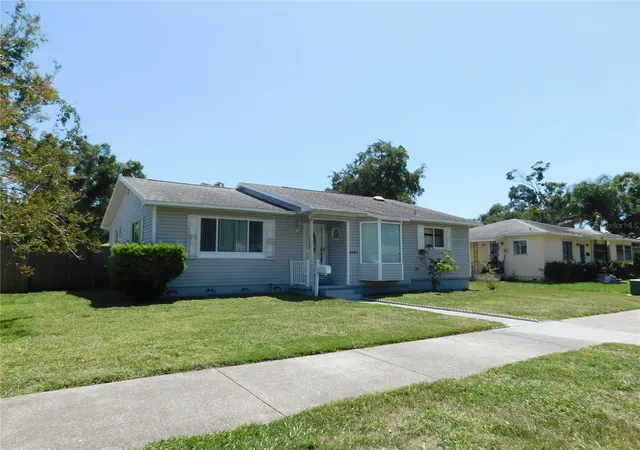 Photo 2 of Single family home for sale at 5430 2nd Avenue N, Saint Petersburg, FL 33710 | MLS# TB8540167 | Listing updated on 2026-10-15