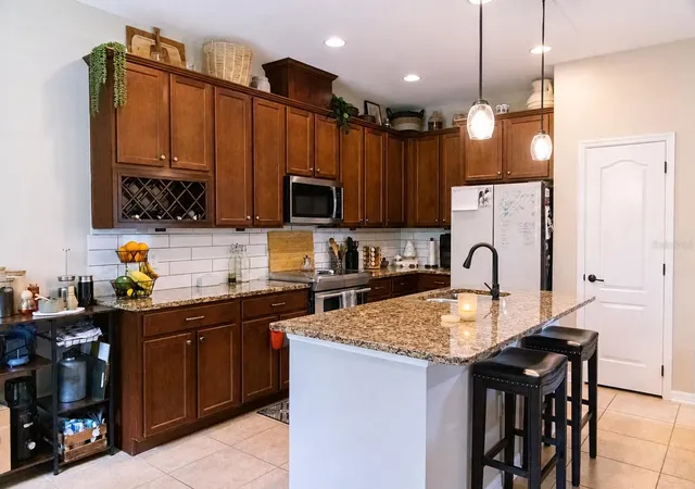 Photo 3 of Townhouse for sale at 2675 River Landing Dr, Sanford, FL 32771 | MLS# O6434699 | Listing updated on 2026-10-08